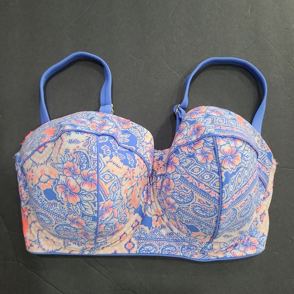 NWT Xhilaration Women's Push Up Swim Bra Sz.D/DD - Picture 1 of 8